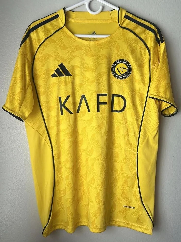 Adidas Men's T-shirt.webp